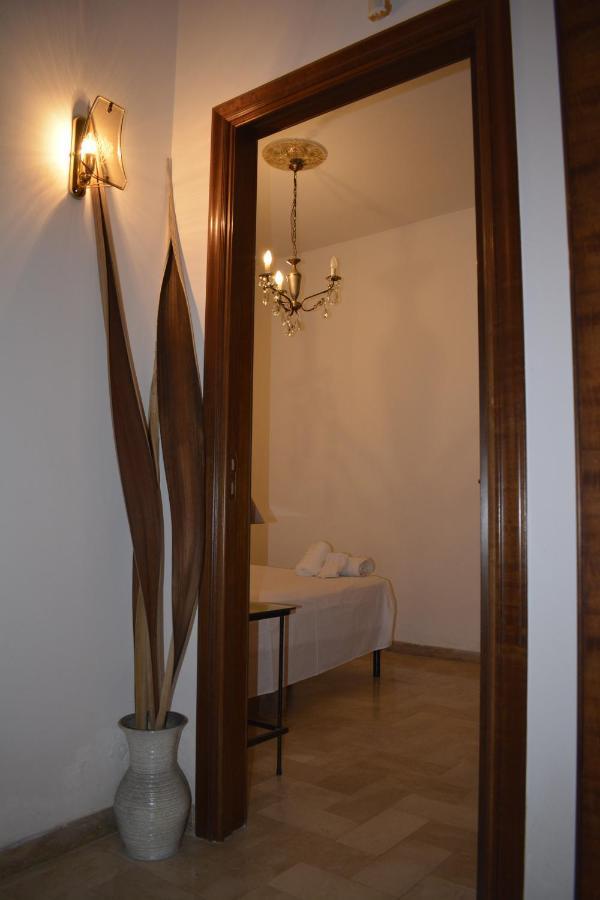 Casa Vacanza Pietro E Nina Lecce Extérieur photo
