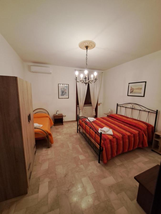 Casa Vacanza Pietro E Nina Lecce Extérieur photo