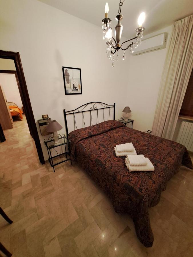 Casa Vacanza Pietro E Nina Lecce Extérieur photo